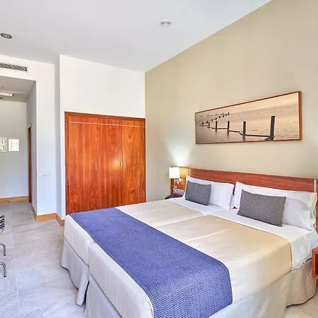 Hotel Torre Del Conde-3